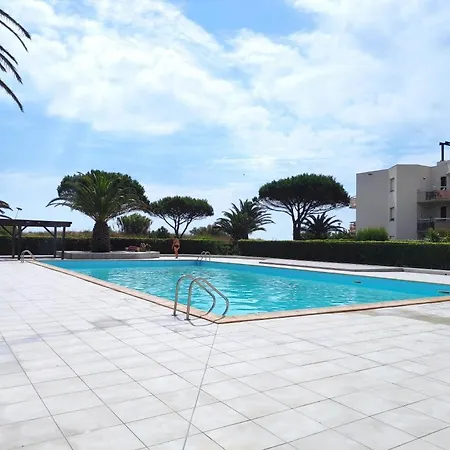 Capitelles : Vue En Avec Piscine *